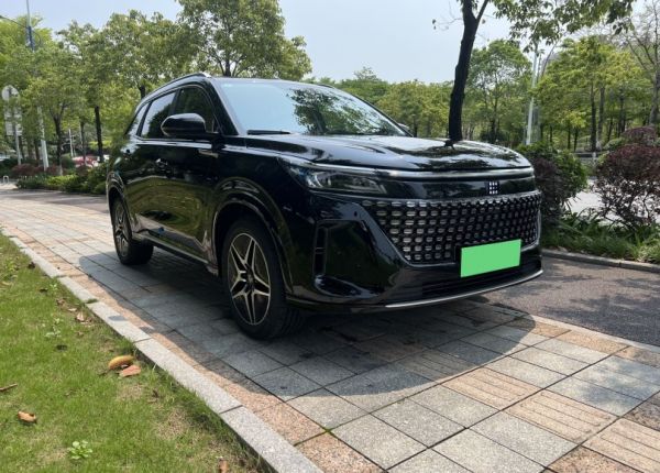 多口之家首选:车主说选插混SUV蓝电E5